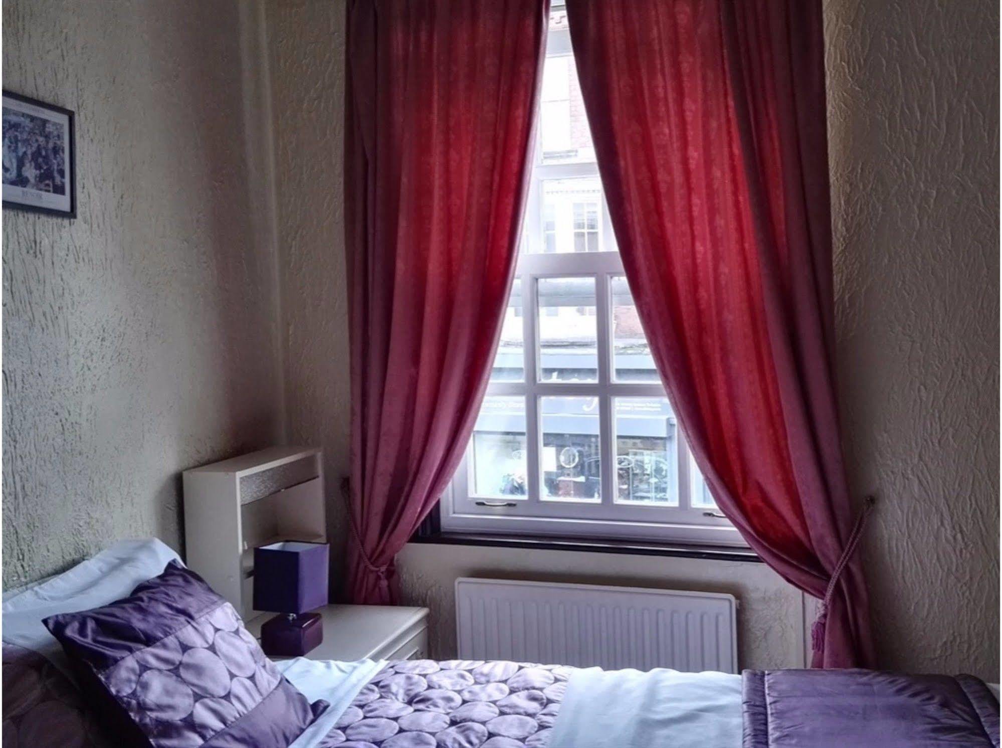 Barley Mow Hotel Pontefract Kültér fotó
